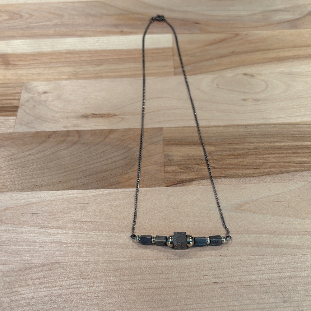 Elegant Blue and Gold Necklace